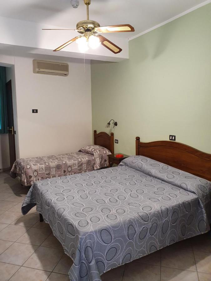 Hotel Caribe Casalnuovo Di Napoli Exteriér fotografie