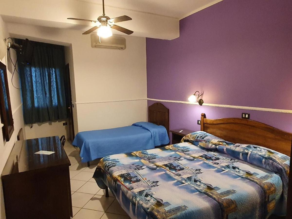 Hotel Caribe Casalnuovo Di Napoli Exteriér fotografie