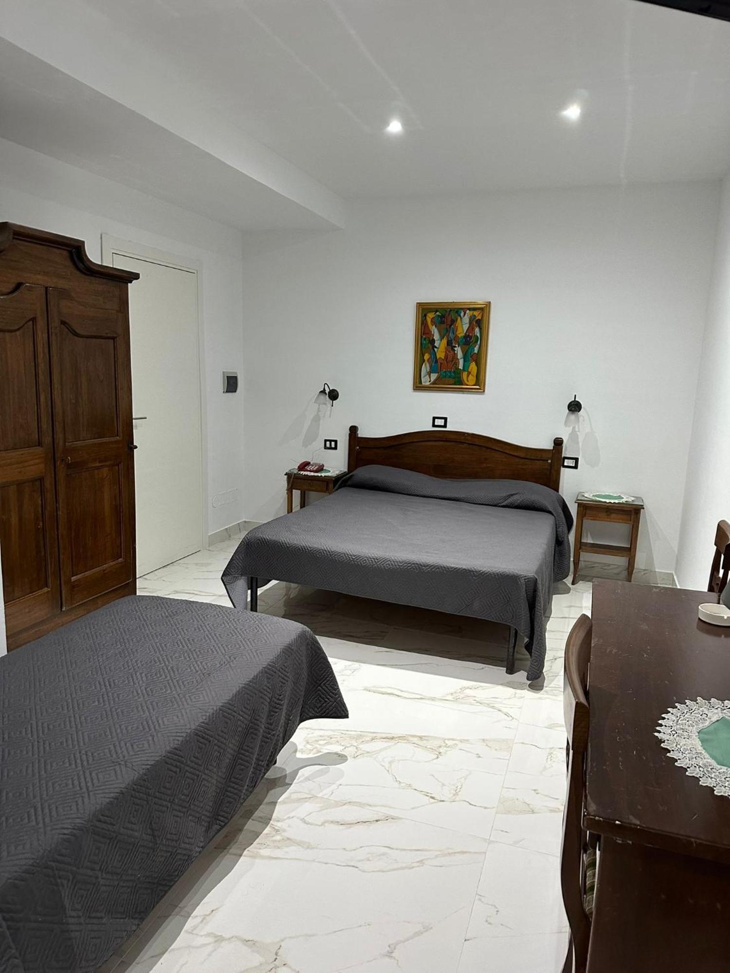 Hotel Caribe Casalnuovo Di Napoli Exteriér fotografie
